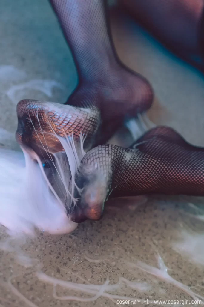 图片[5]-鹿八岁baby NO.047 地铁の调教图片在线欣赏-积分查看-禹都一只猫资源资讯